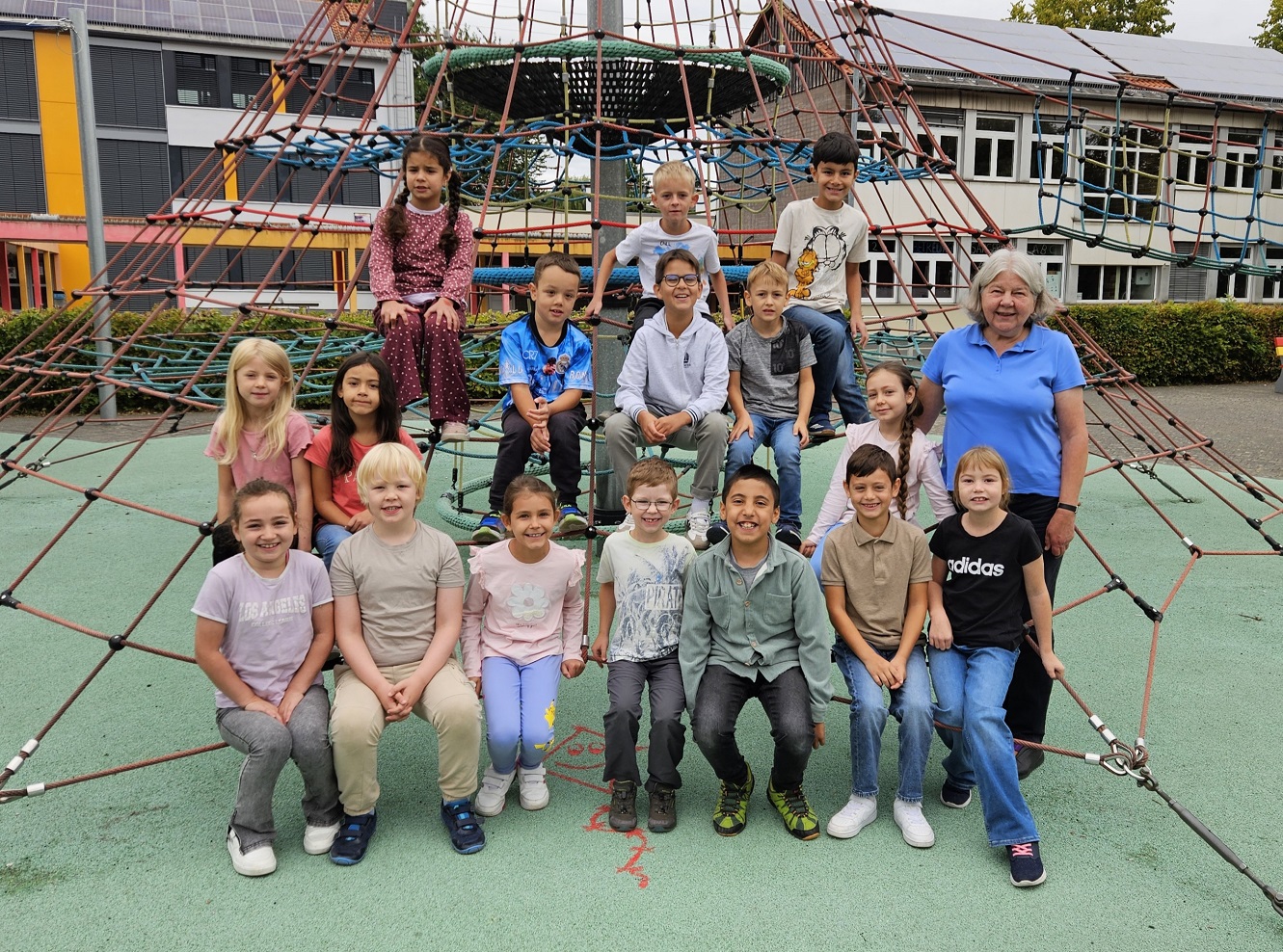 2ASonntag2425